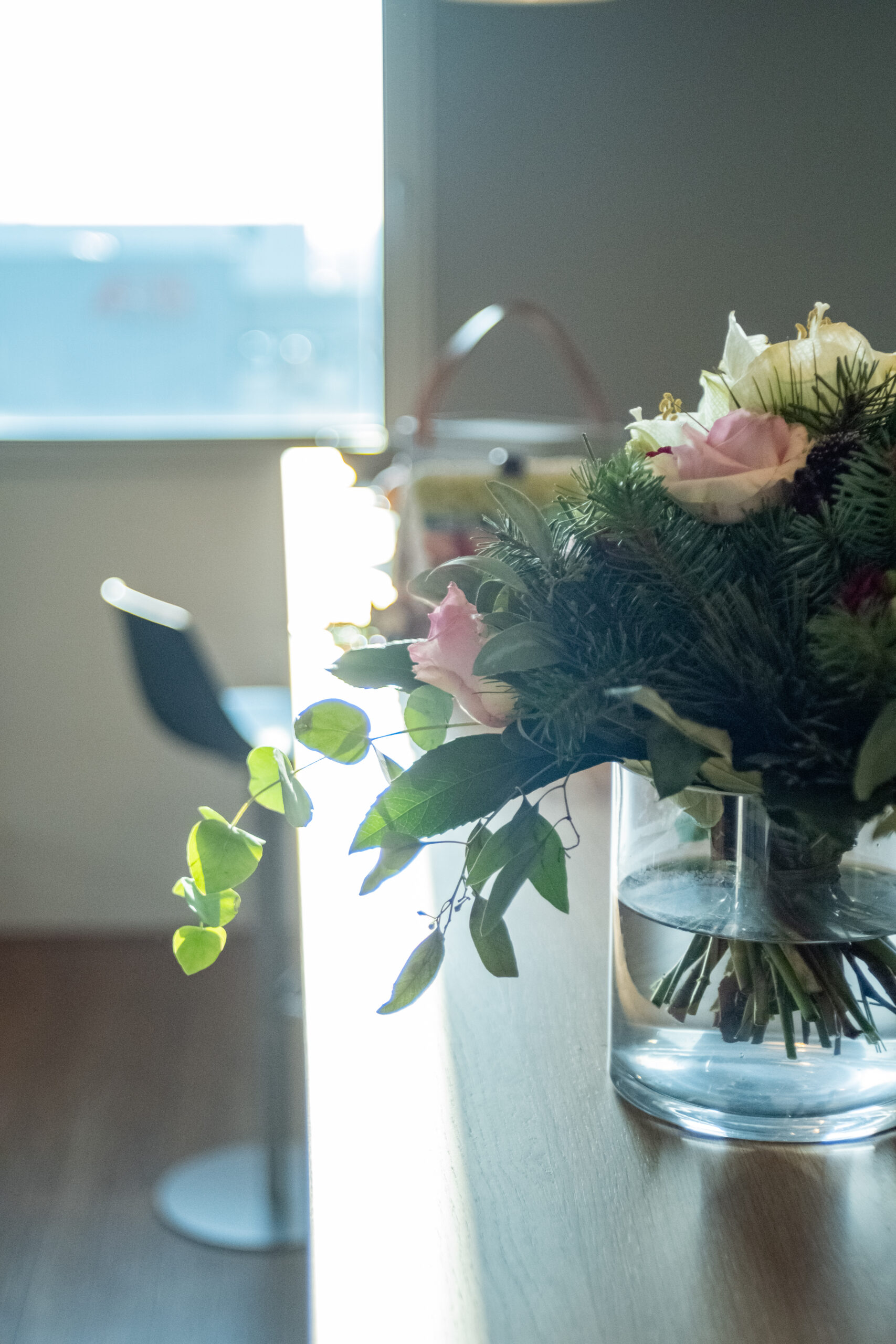 billbox-blumen Blumenarrangement im billbox-Office